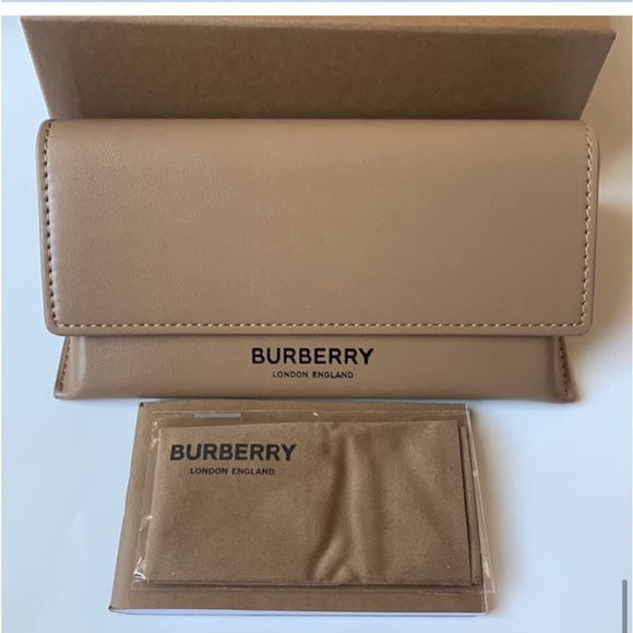 Burrbery new sunglasses - Picture 3 of 12